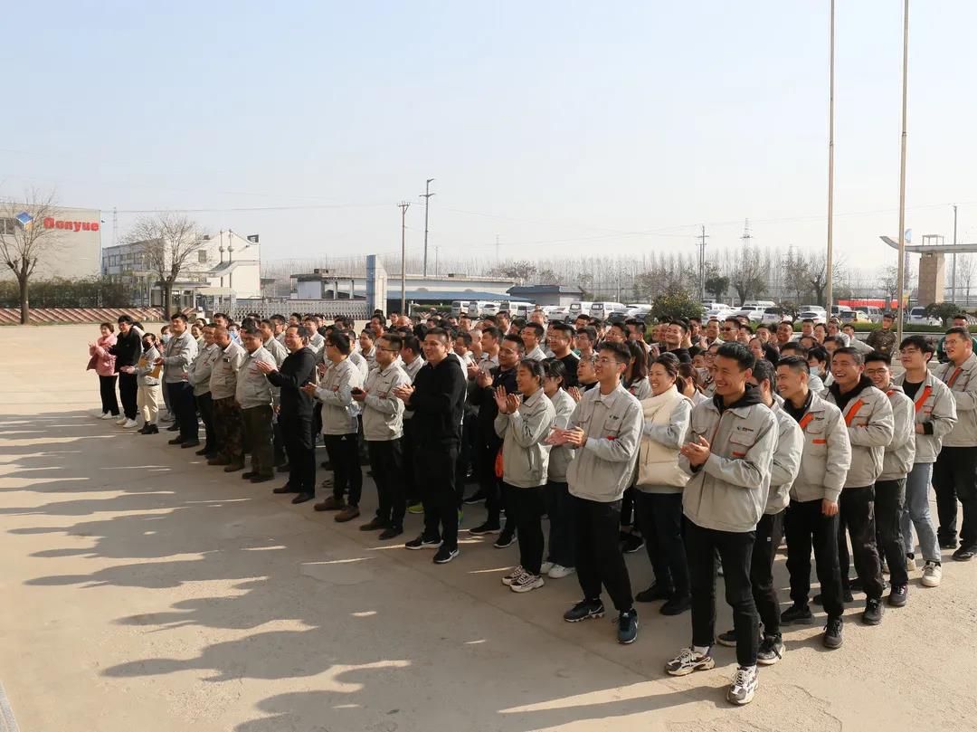 激情運(yùn)動(dòng)，快樂工作——東岳機(jī)械股份舉辦第四屆趣味運(yùn)動(dòng)會(huì)