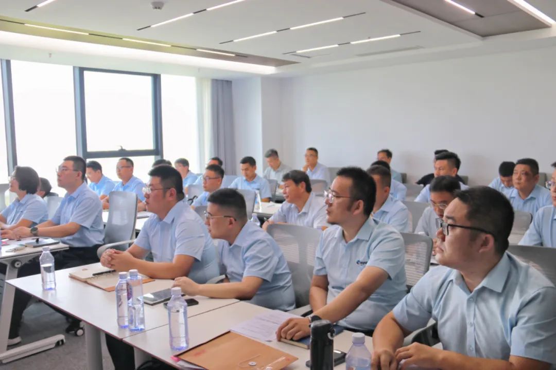 2024年上半年中層管理干部述職會議：述職曬答卷，砥礪再奮進。